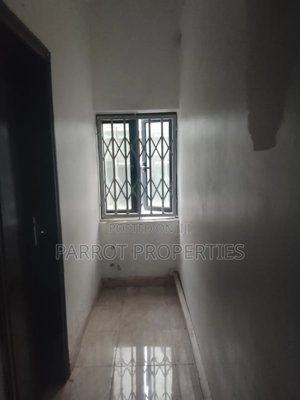 Ground Floor Shop/Office Space at Gwarimpa Main in Dawaki