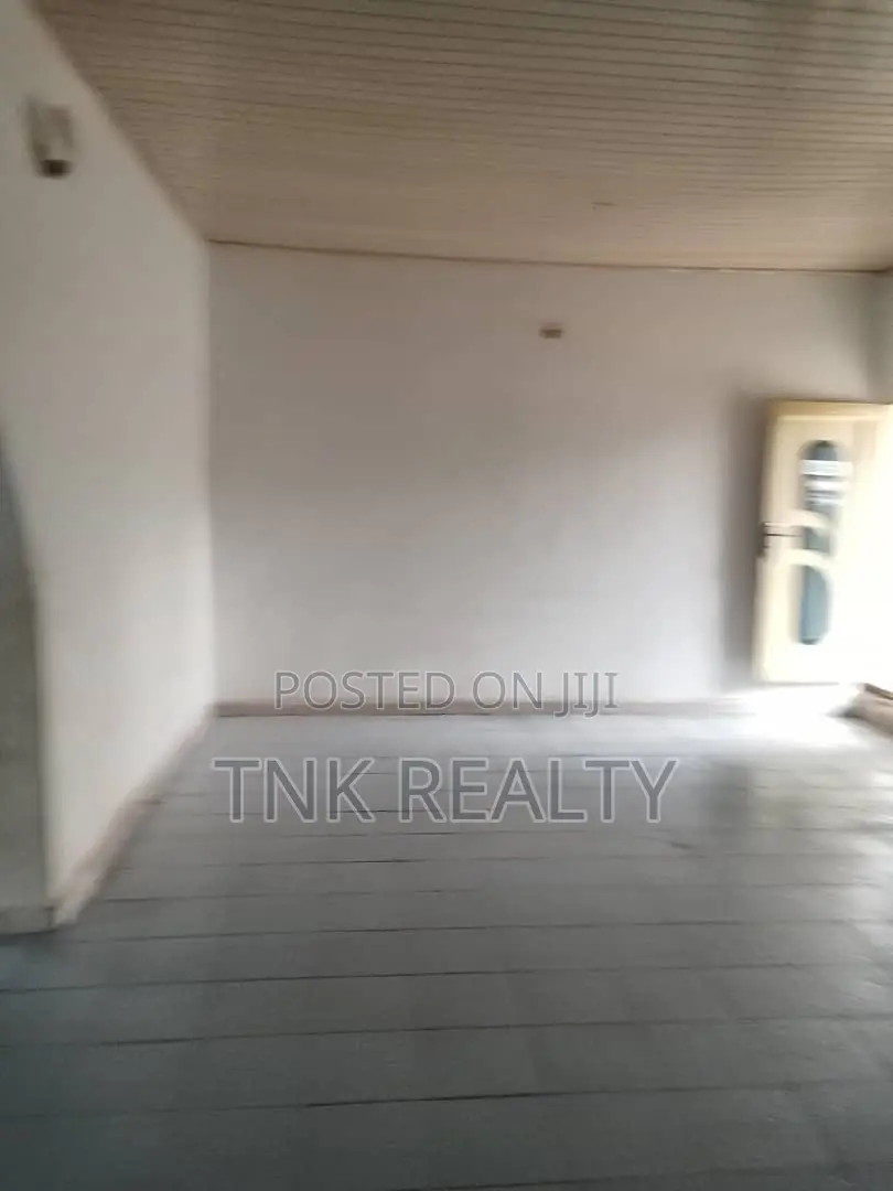 2Bedroom Bungalow in Mararaba