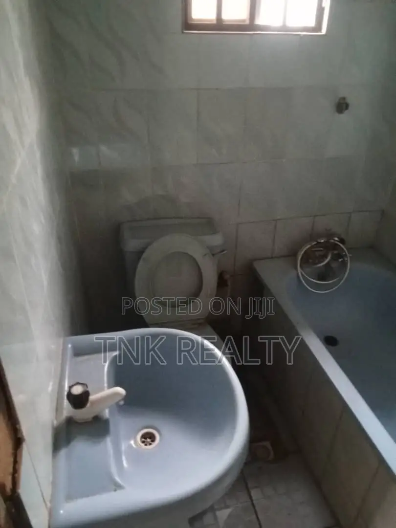 2Bedroom Bungalow in Mararaba