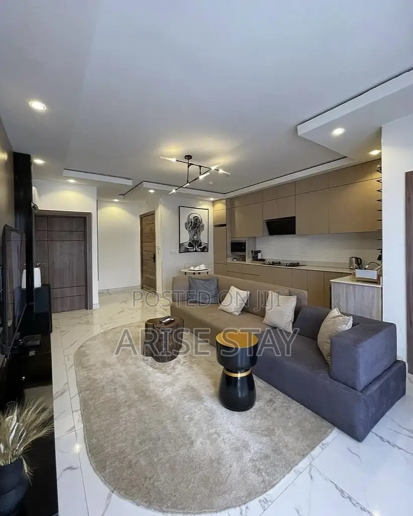 1-Bedroom Shortlet With Private Office, Pool Gym | Lekki Phase 1 in Lekki Phase 1