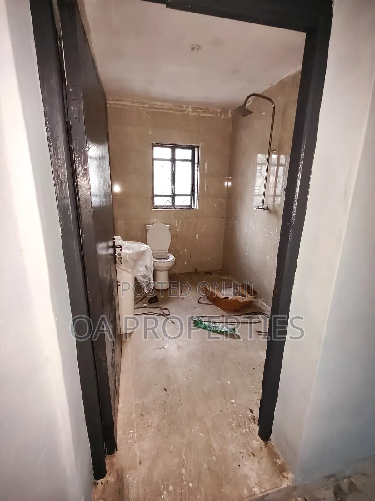 3bdrm Block of Flats in Bodija/Ui Axis for rent in Ibadan
