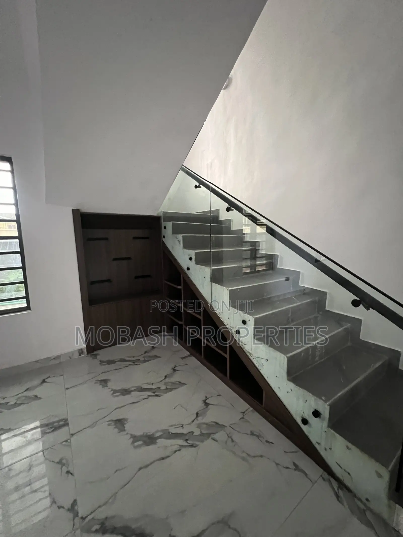 5bdrm Duplex in Jericho Estate, Ibadan for sale in Ibadan
