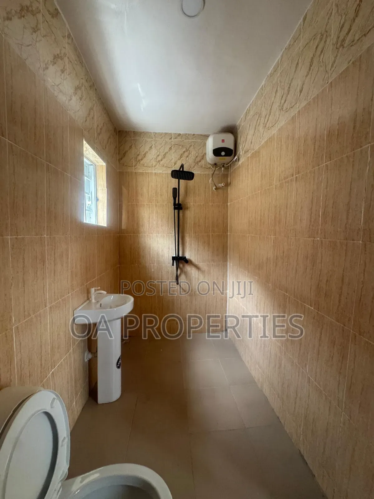 4bdrm Duplex in Kolapo Ishola Gra for rent in Ibadan