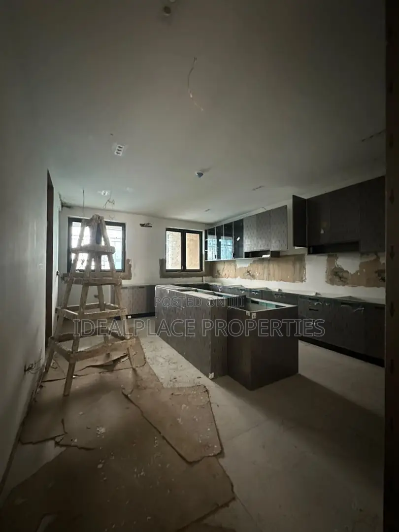 5bdrm Maisonette in Ikoyi for sale in Ikoyi