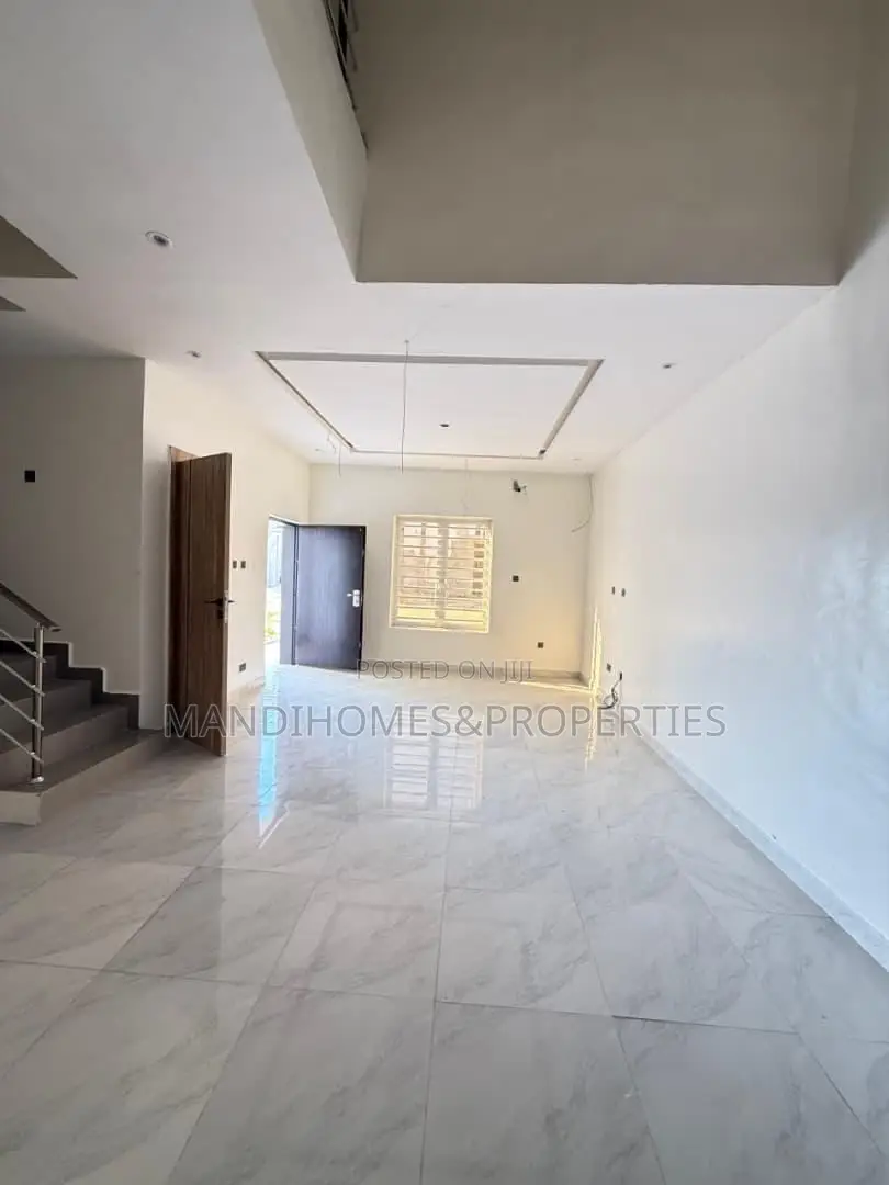 3bdrm Townhouse/Terrace in Ibeju for sale in Ibeju