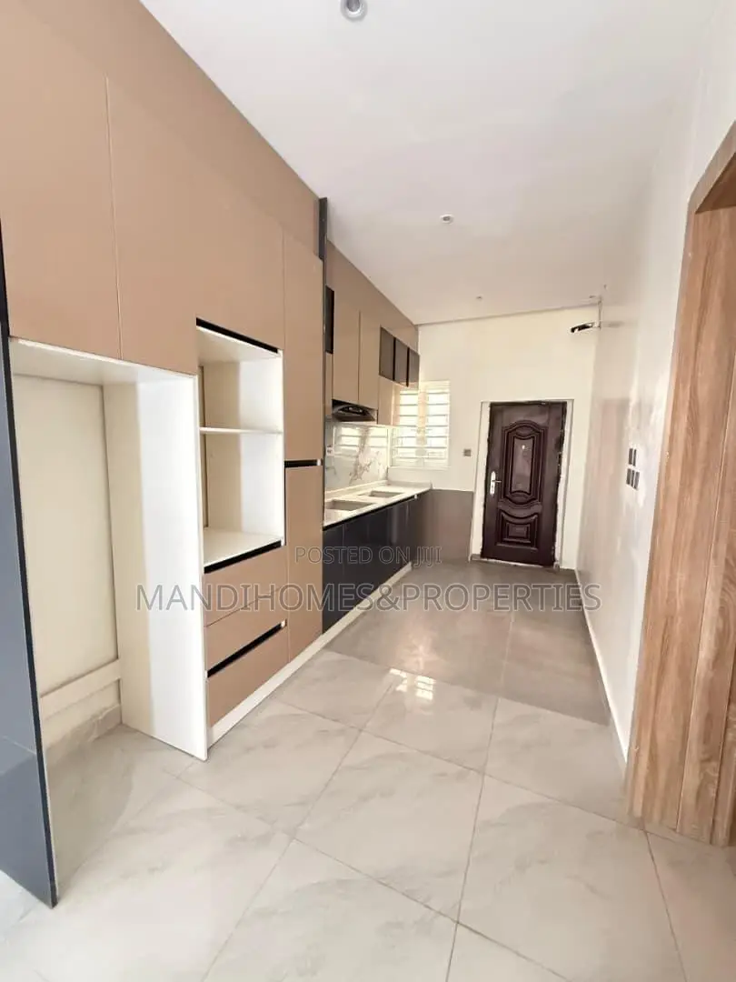 3bdrm Townhouse/Terrace in Ibeju for sale in Ibeju
