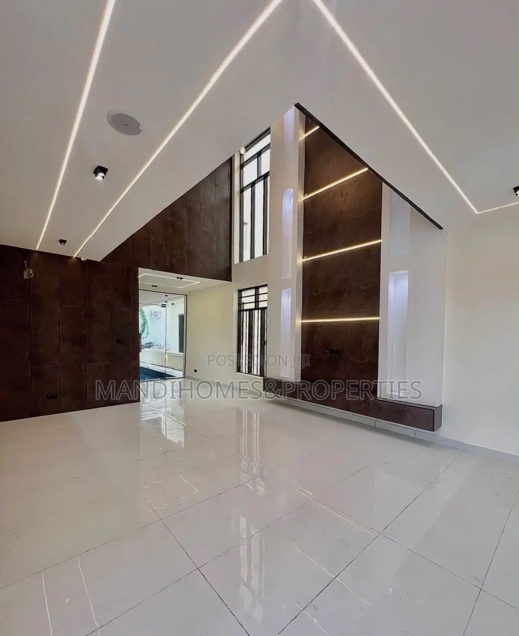 5bdrm Duplex in Lekki for sale in Lekki