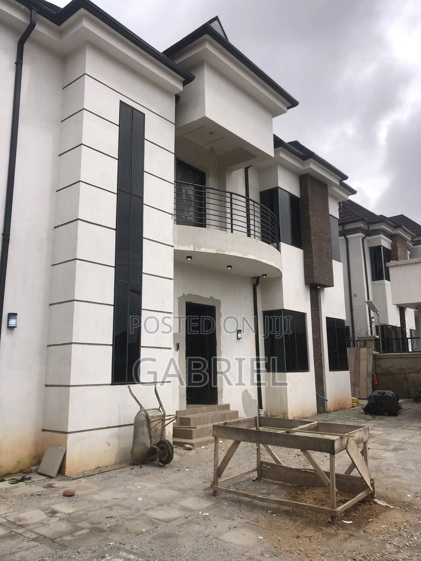 2bdrm Apartment in Lugbe Opp. Dunamis for rent in Lugbe District