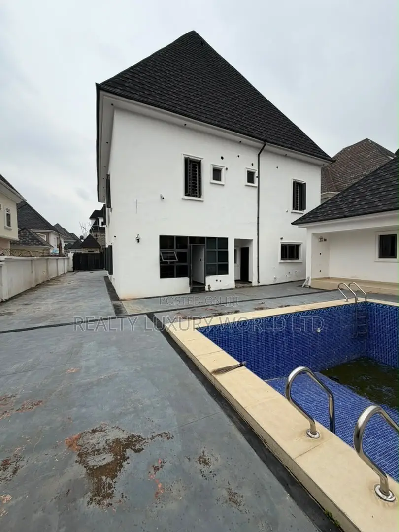 6bdrm Duplex in Dawaki for sale in Dawaki