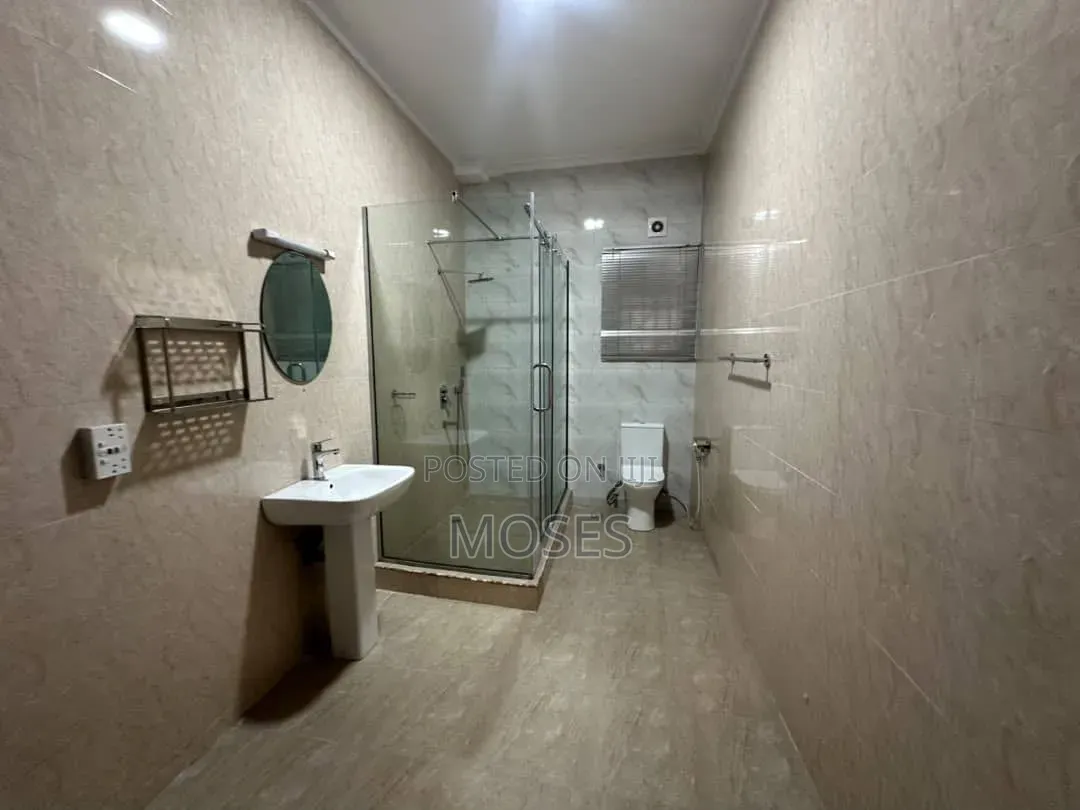 6bdrm Block of Flats in Well Secured Estate, Ikoyi S.W for rent in Ikoyi S.W