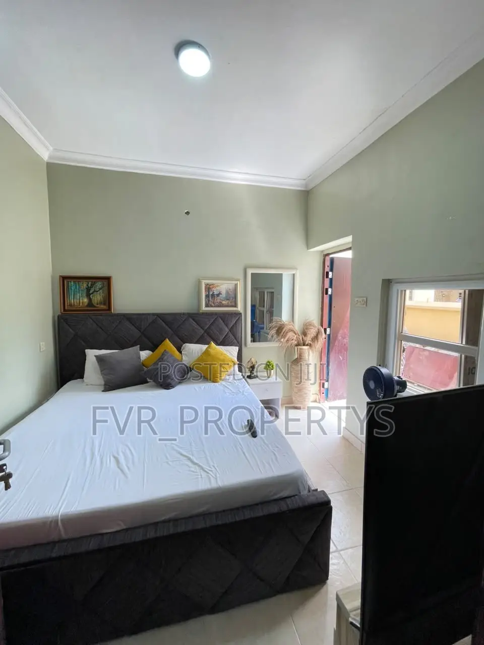 Studio Apartment in Chervon, Chevron for rent in Chevron