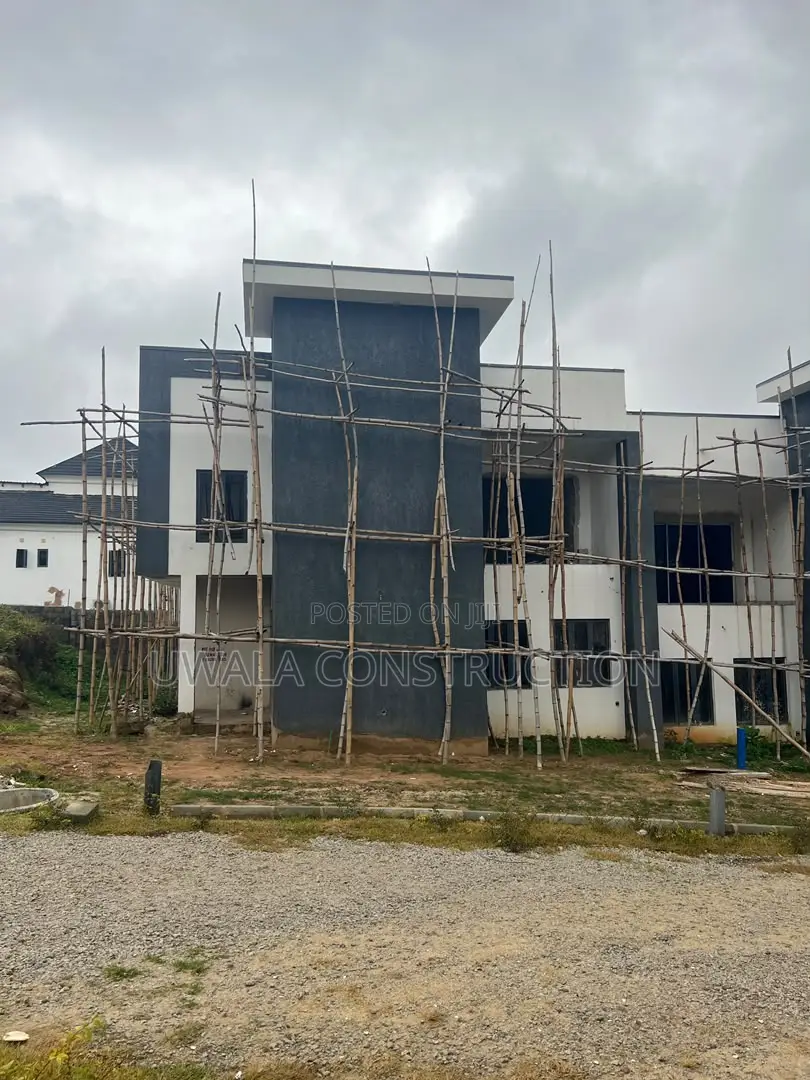 4bdrm Duplex in Guzape District for sale in Guzape District