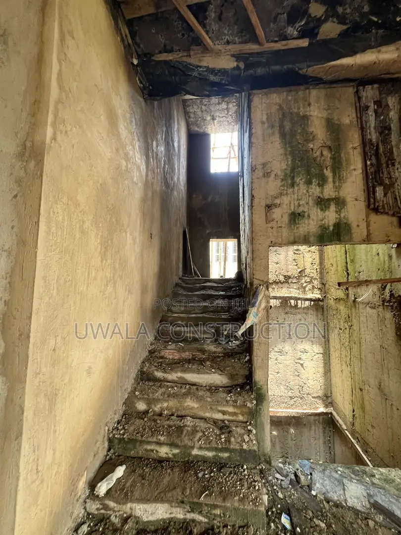 6bdrm Duplex in Guzape District for sale in Guzape District