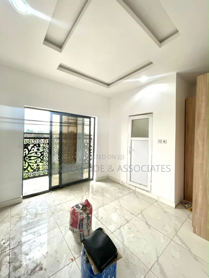 2bdrm Block of Flats in New Bodija for rent in Bodija