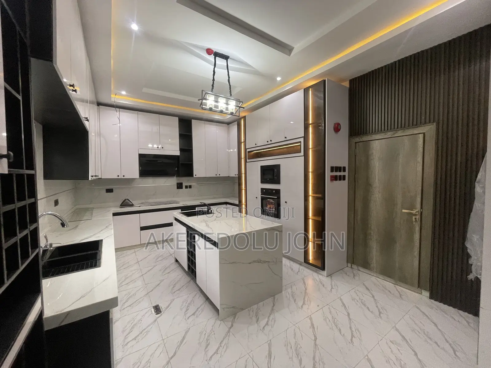 6bdrm Duplex in Katampe Extension for sale in Katampe Extension