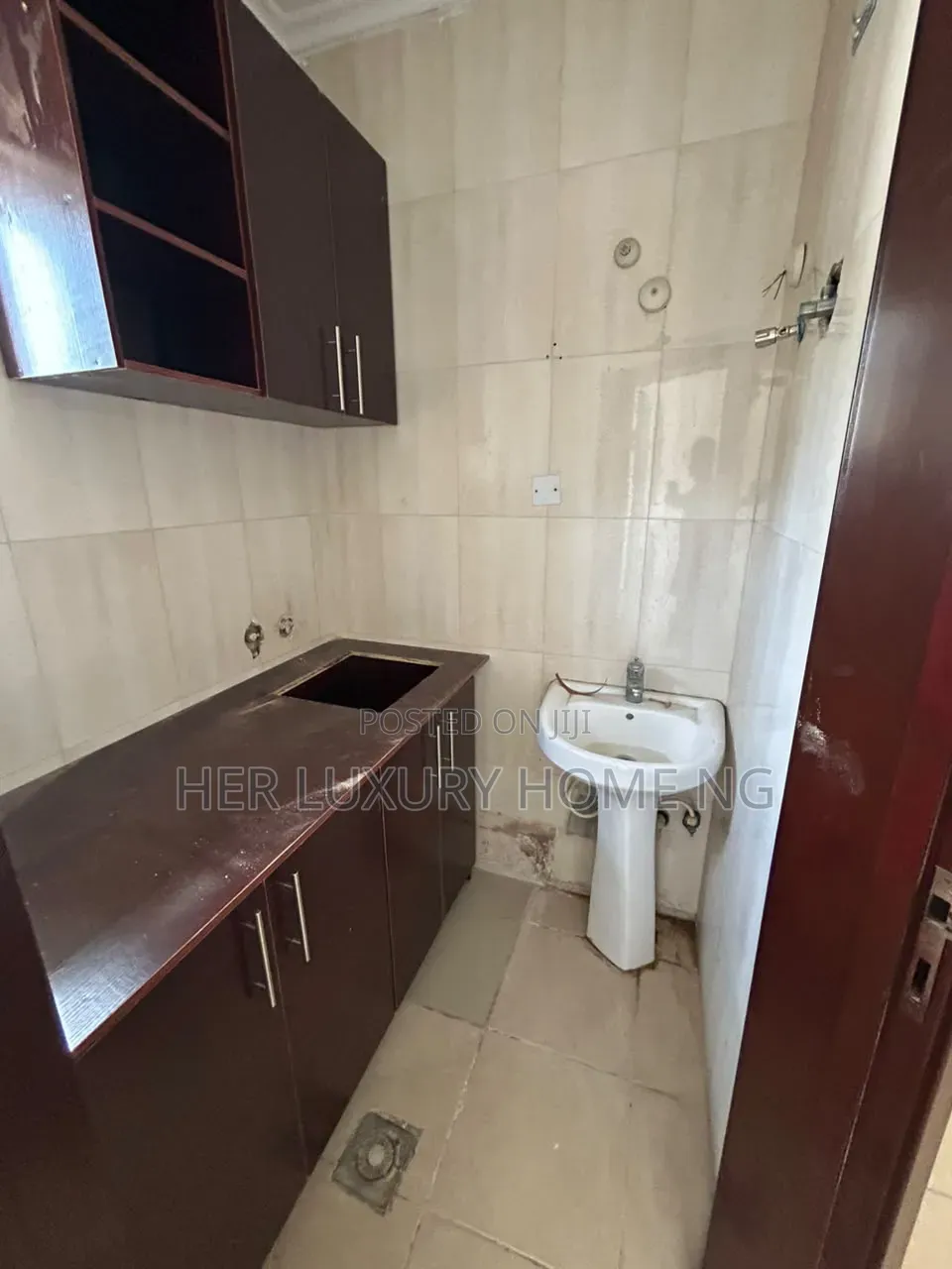 1bdrm Apartment in Chevron for rent in Chevron
