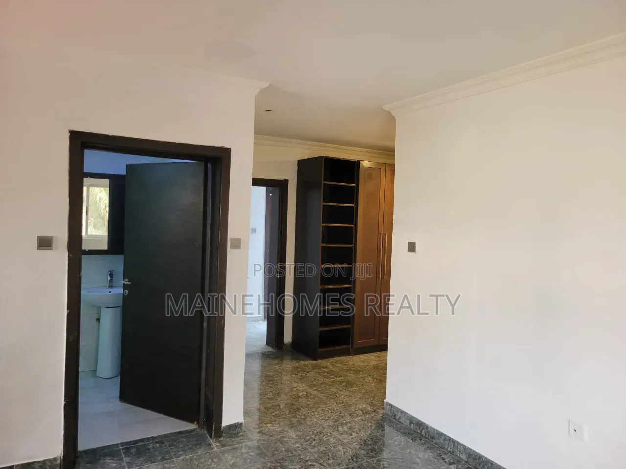 3bdrm Apartment in Old Ikoyi for rent in Old Ikoyi