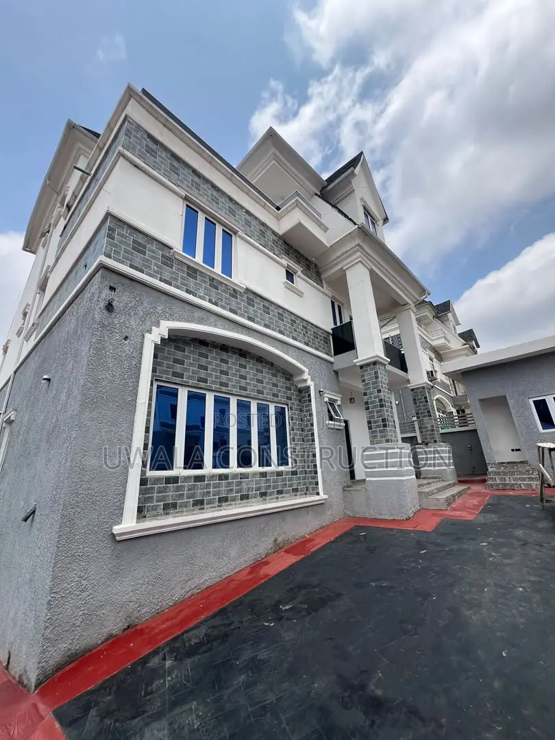 6bdrm Duplex in Guzape District for sale in Guzape District