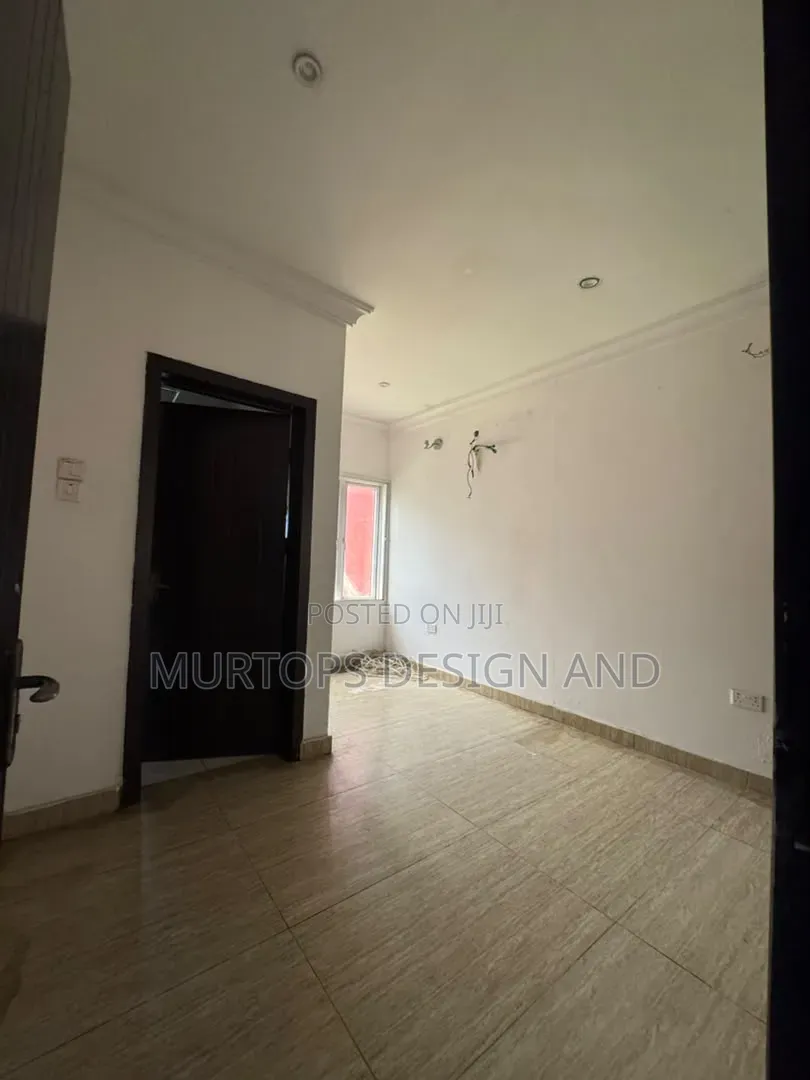 2bdrm Bungalow in South Point Estate, Lekki Phase 2 for sale in Lekki Phase 2
