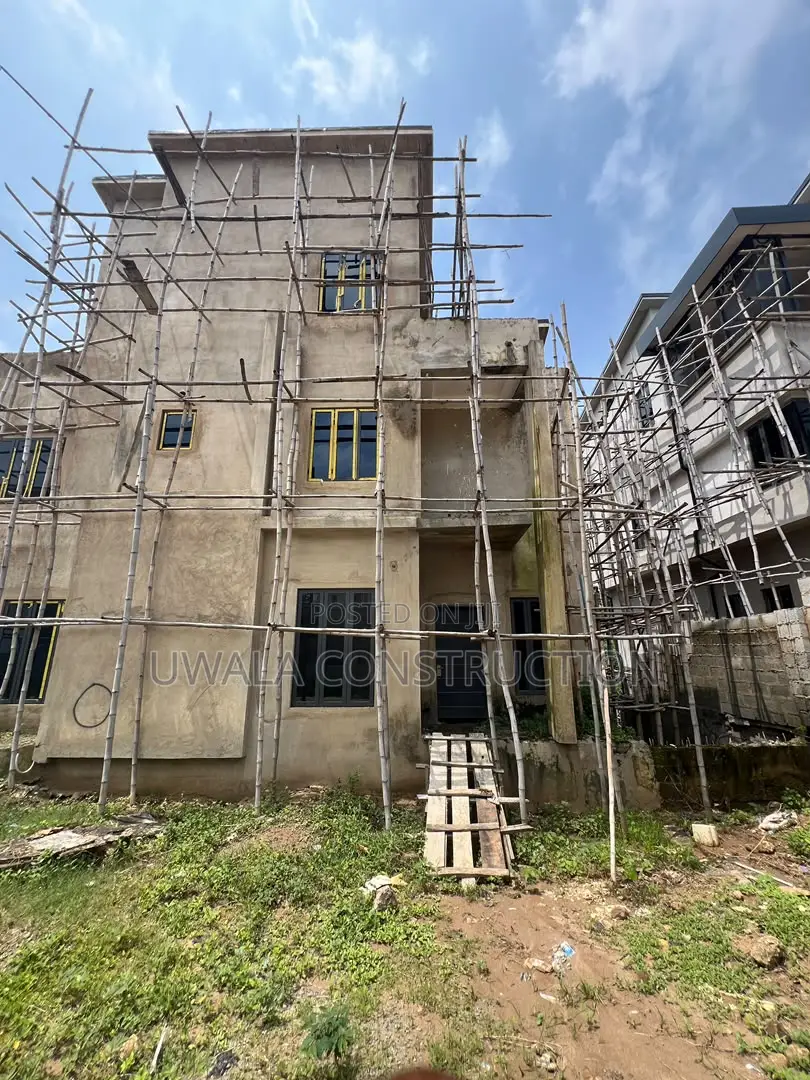 6bdrm Duplex in Guzape District for sale in Guzape District
