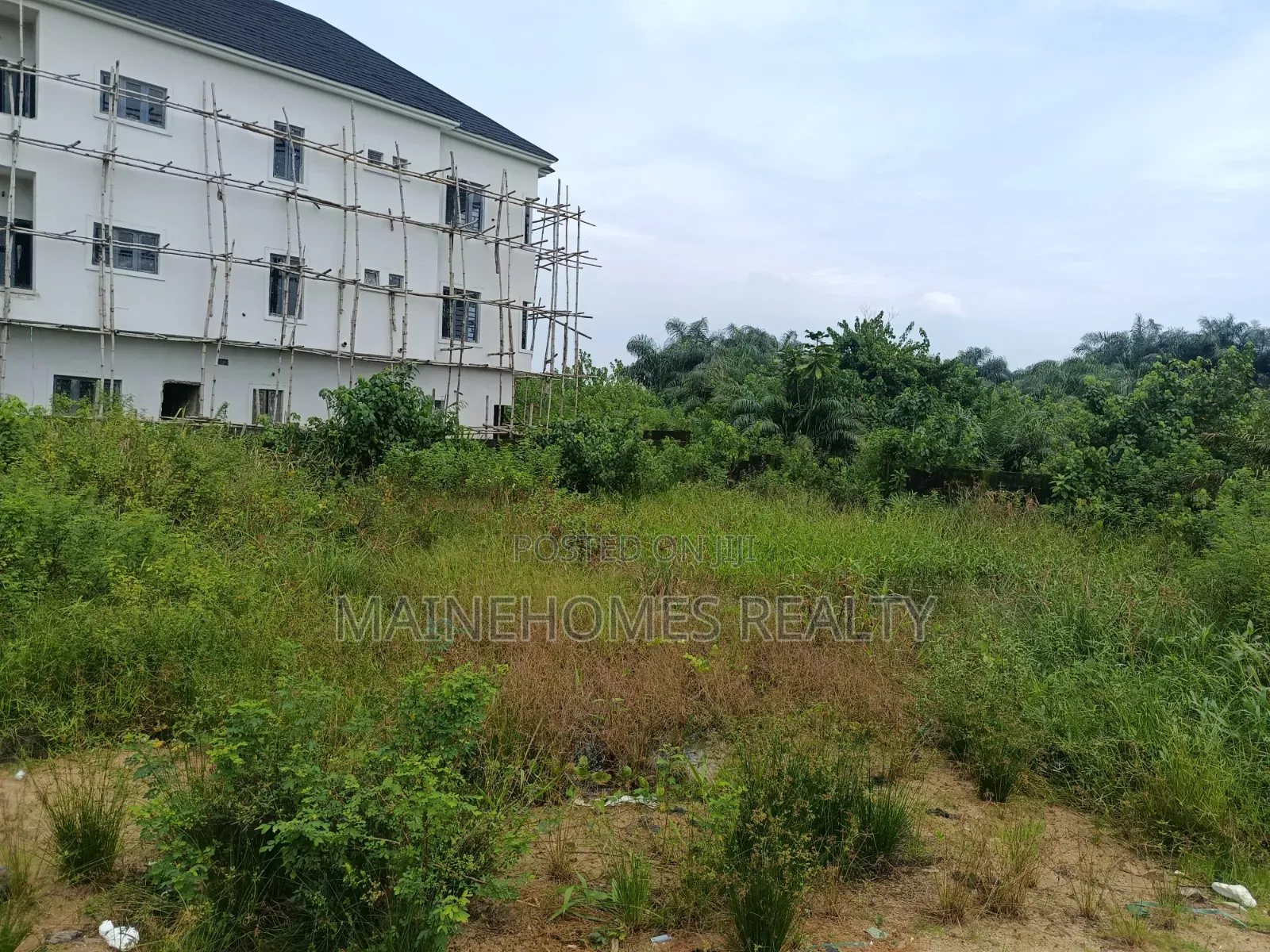 A Well Fenced, Dry and Secured Plot of Land Measuring 765 SQM in Olokonla