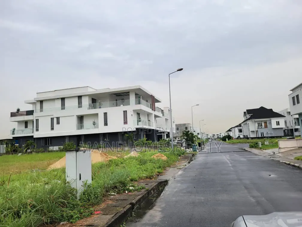 An Exquisite Residential Buy and Build Land in an Exclusive Estate in Ikate