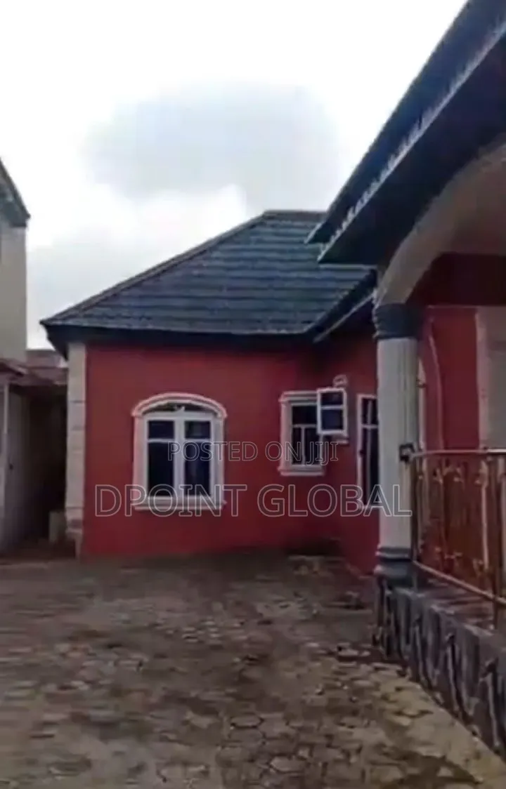 4bdrm Bungalow in Not Estate, Ipaja / Ipaja for sale in Ipaja / Ipaja