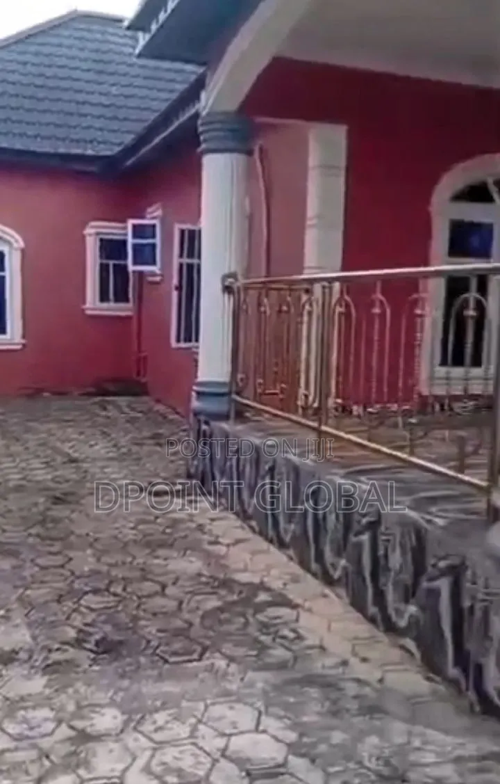 4bdrm Bungalow in Not Estate, Ipaja / Ipaja for sale in Ipaja / Ipaja