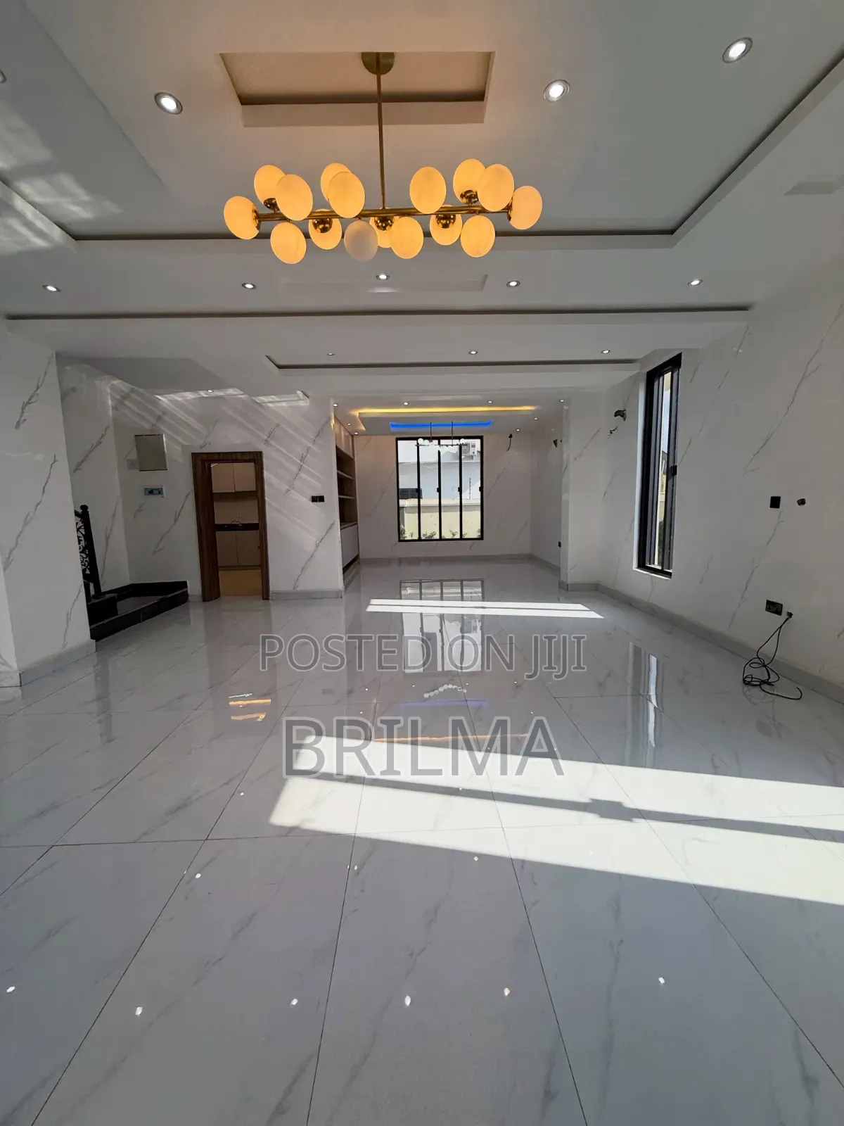 5bdrm Duplex in Apo Resettlement for sale in Apo Resettlement