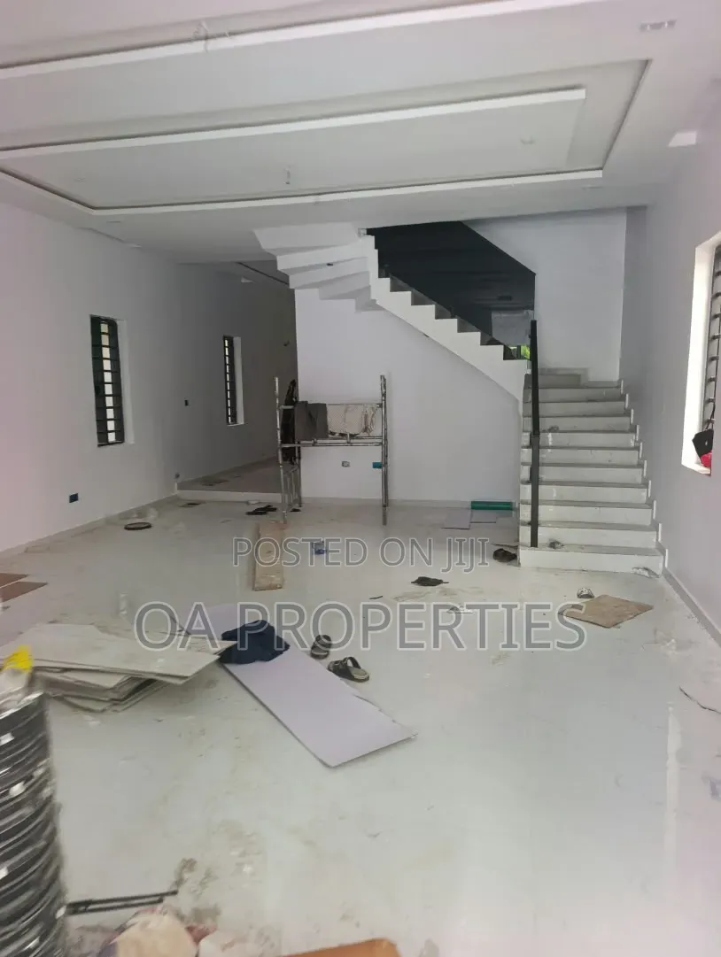 4bdrm Duplex in Ikolaba Gra Ibadan for sale in Ibadan
