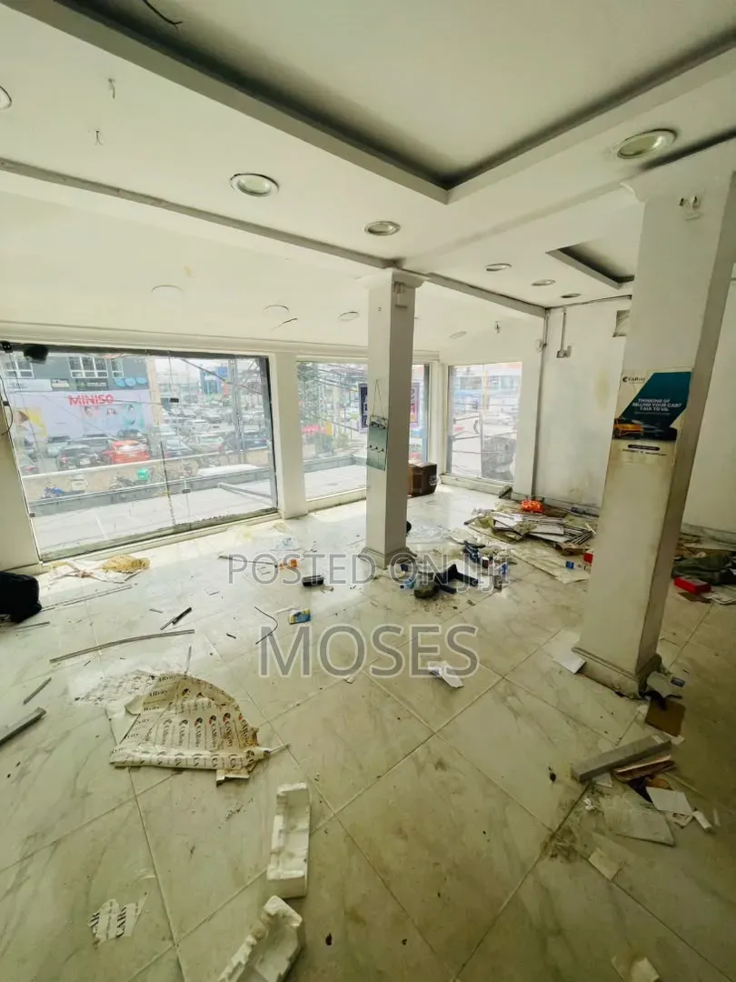 Strategic Spacious Office Space in Lekki Phase 1
