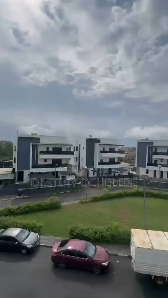 4bdrm Duplex in Kukwaba, Close To, Kubwa for rent in Kubwa