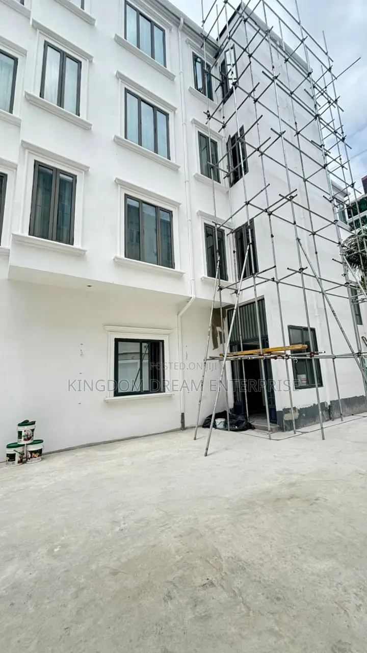 3bdrm Apartment in Banana Island Ikoyi for sale in Banana Island