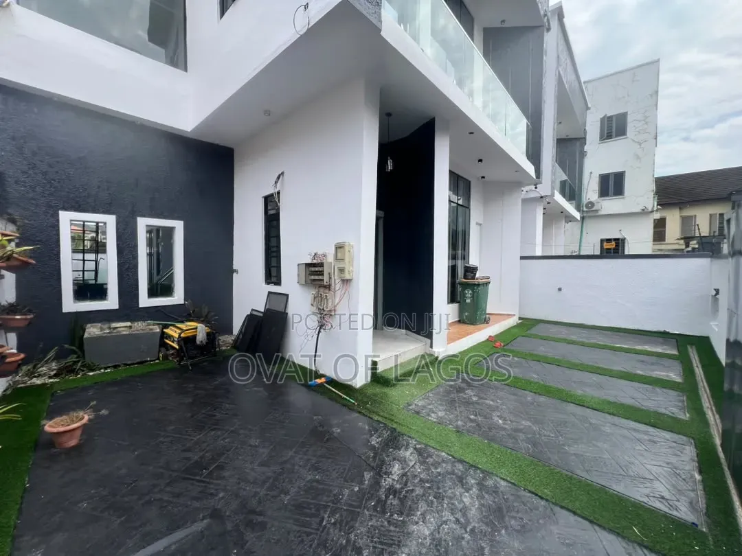 4bdrm Duplex in Ado / Ajah for sale in Ado / Ajah