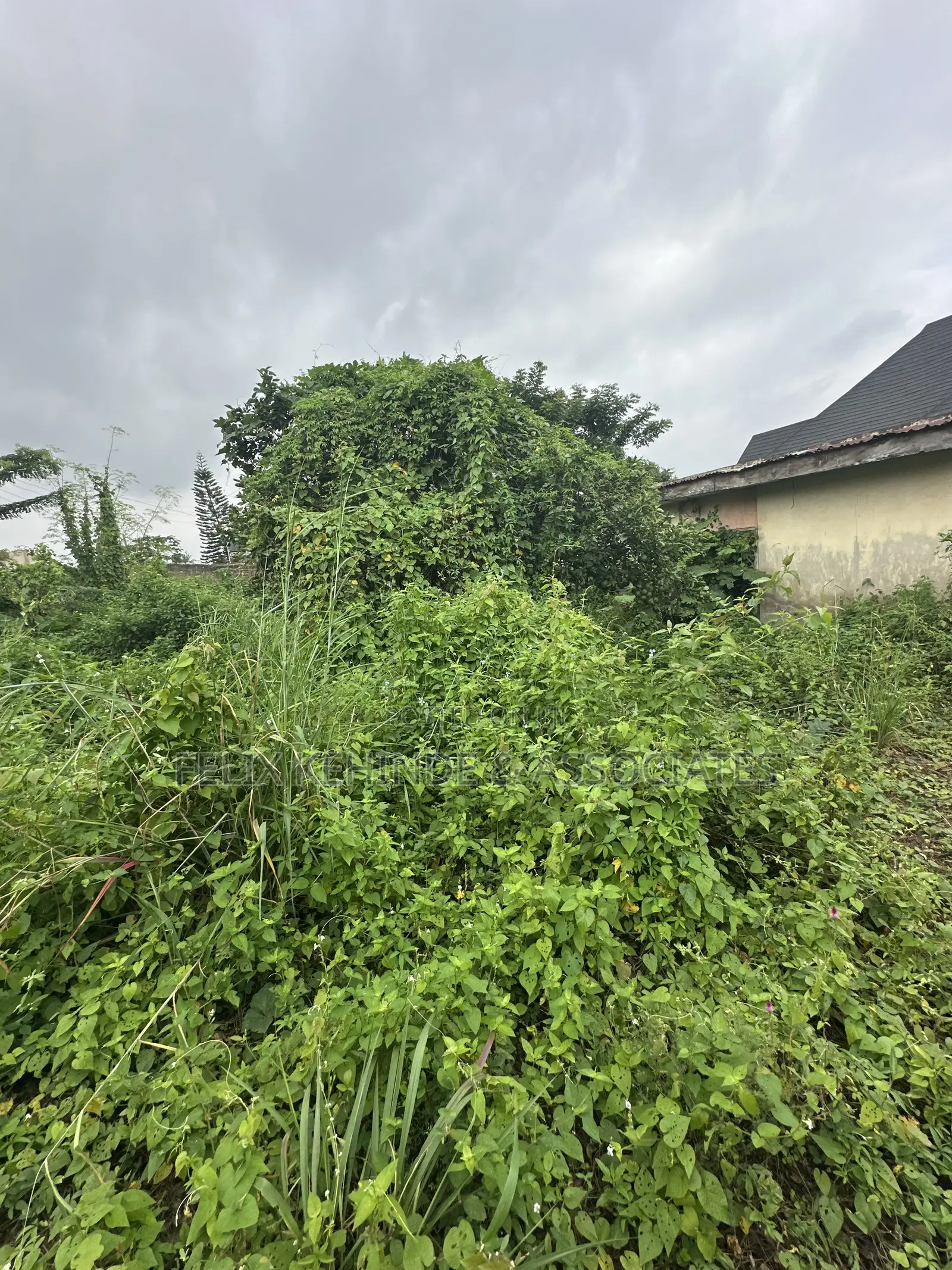 3bdrm Bungalow in Olubadan Estate,, Iwo Road for sale in Iwo Road