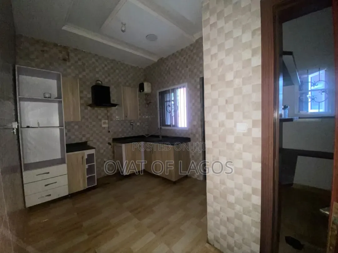 3bdrm Apartment in Lekki Phase 1 for rent in Lekki Phase 1