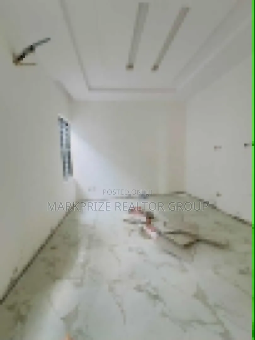 5bdrm Duplex in Omole Phase 2 Lagos for sale in Omole Phase 2