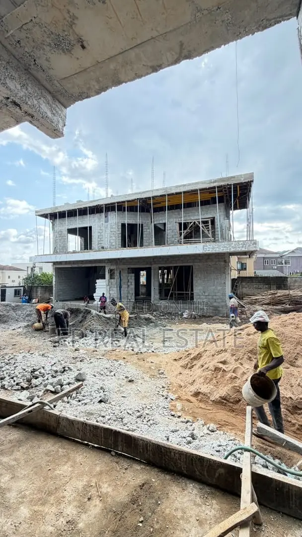5bdrm Duplex in Katampe Extension for sale in Katampe Extension