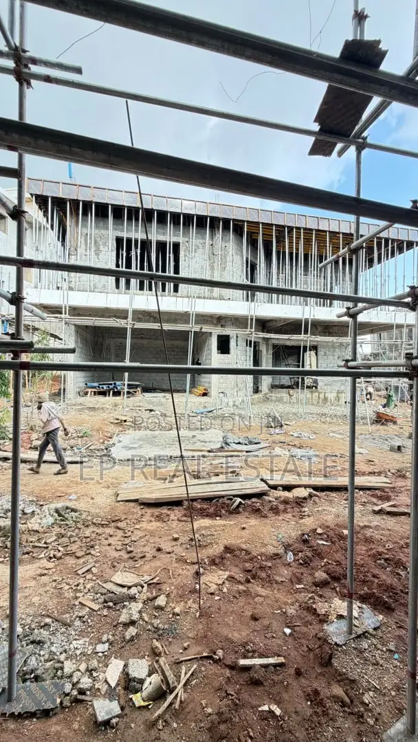 5bdrm Duplex in Katampe Extension for sale in Katampe Extension