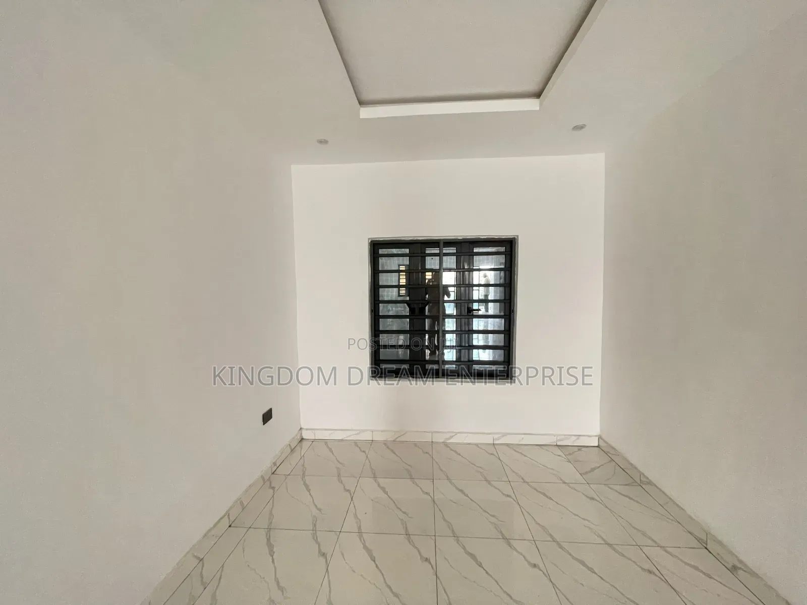 3bdrm Apartment in Gbagada Lagos for sale in Ifako-Gbagada