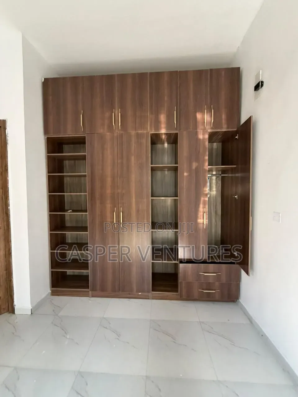 1bdrm Shared Apartment in New Road, Lekki Phase 2 for rent in Lekki Phase 2