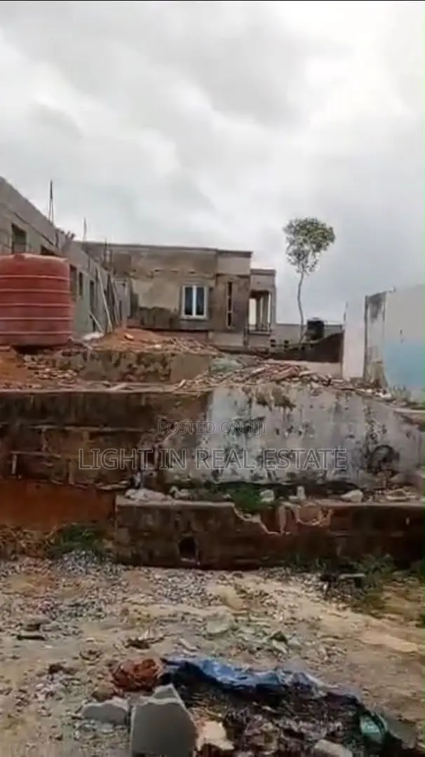 2bdrm Block of Flats in Iju-Ishaga for sale in Iju-Ishaga