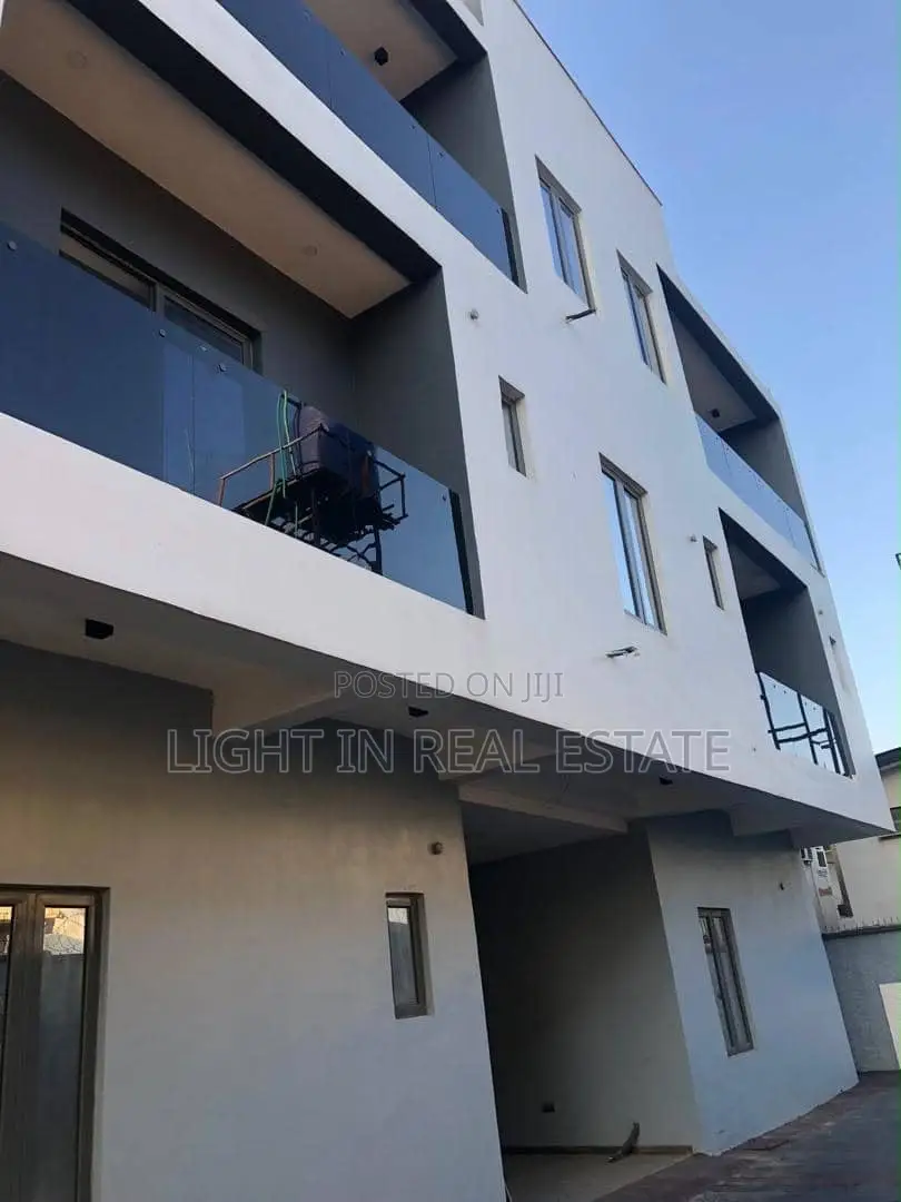 4bdrm Duplex in Adeniyi Estate, Ogba GRA for sale in Ogba GRA