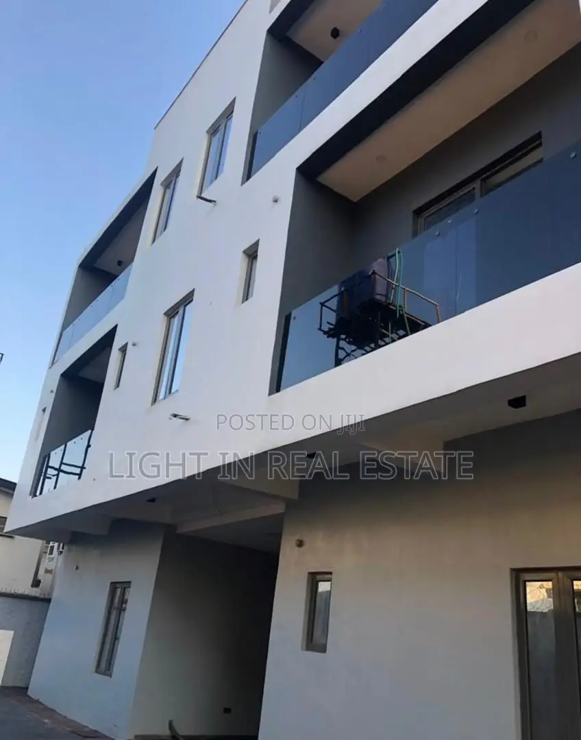 4bdrm Duplex in Adeniyi Estate, Ogba GRA for sale in Ogba GRA