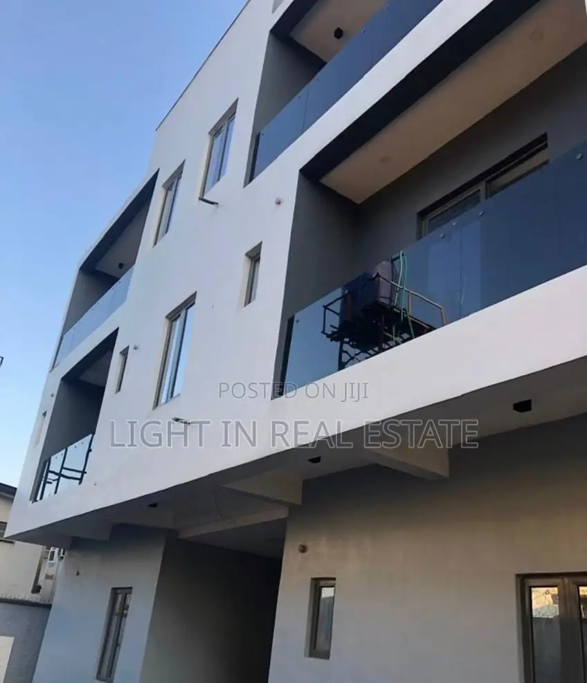 4bdrm Duplex in Adeniyi Estate, Ogba GRA for sale in Ogba GRA