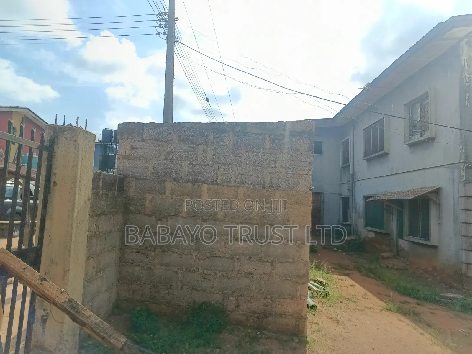 13bdrm House in Uwagboe, Benin City for sale in Benin City