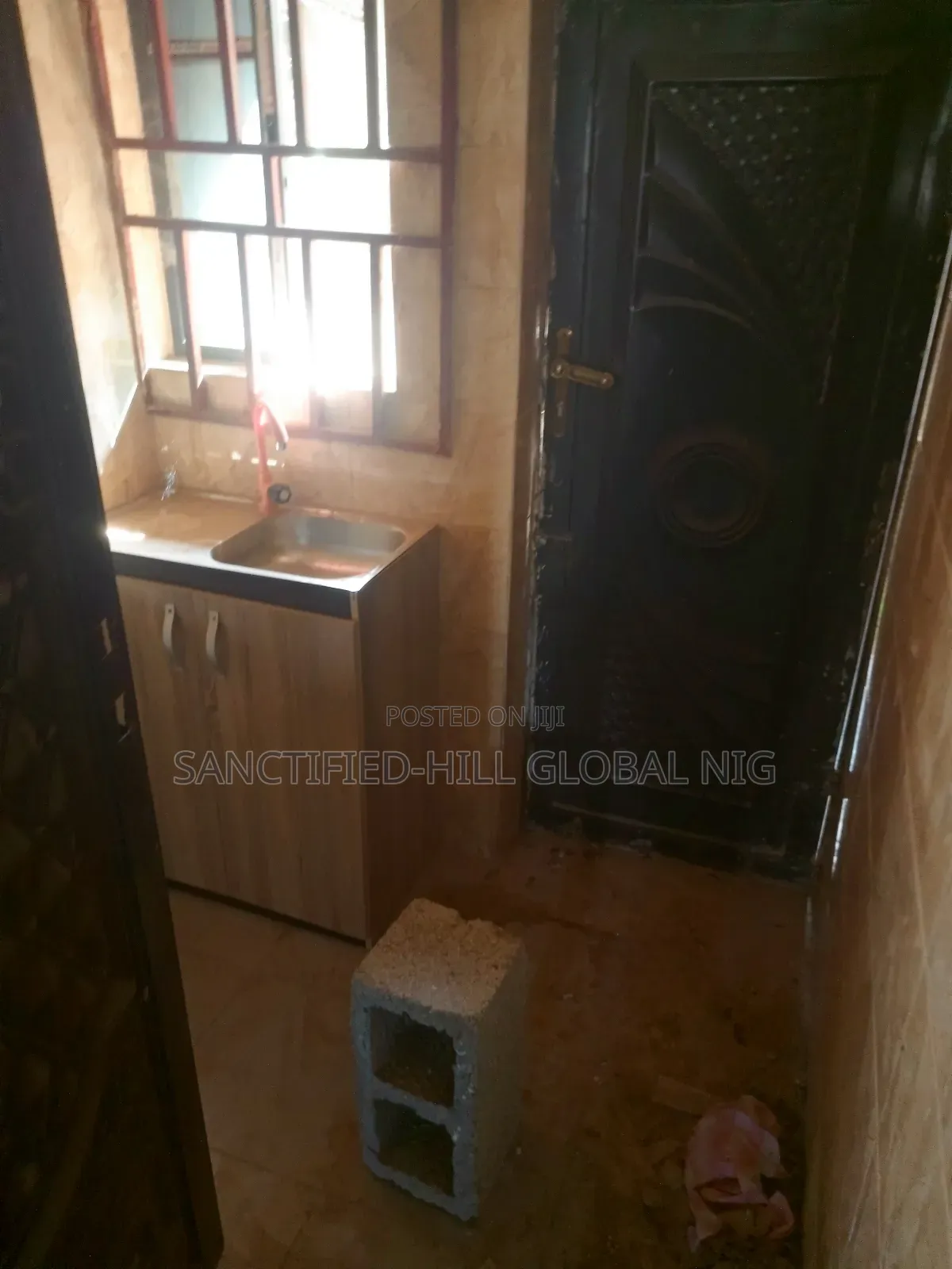 1bdrm Block of Flats in Mtn Mast, Karu for rent in Karu