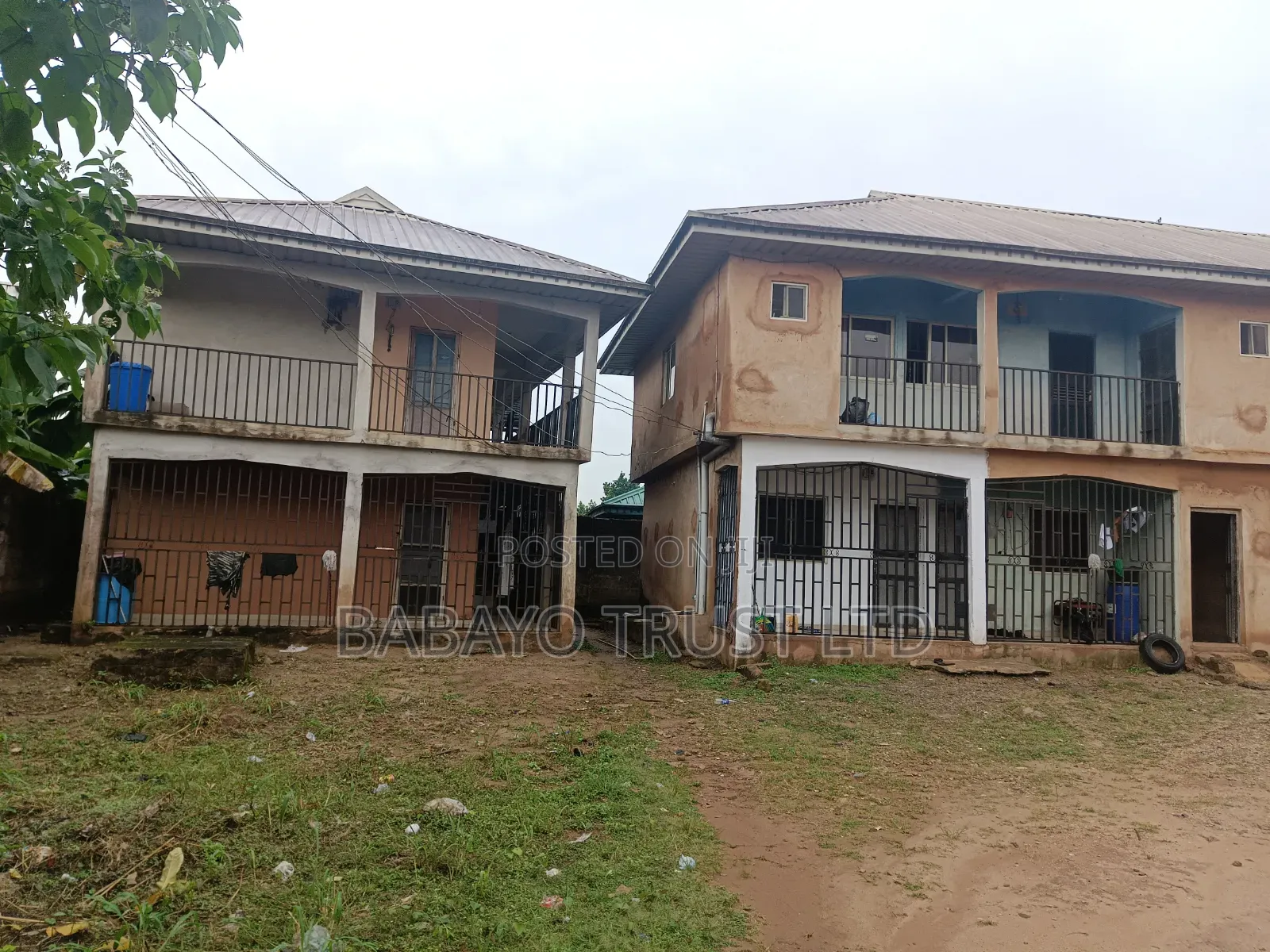 10bdrm Block of Flats in Benin City for sale in Benin City