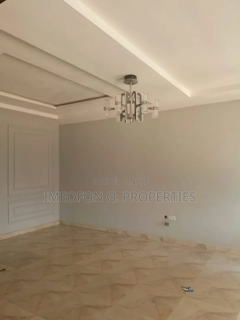 Furnished 5bdrm Duplex in In Estate, Kubwa for rent in Kubwa