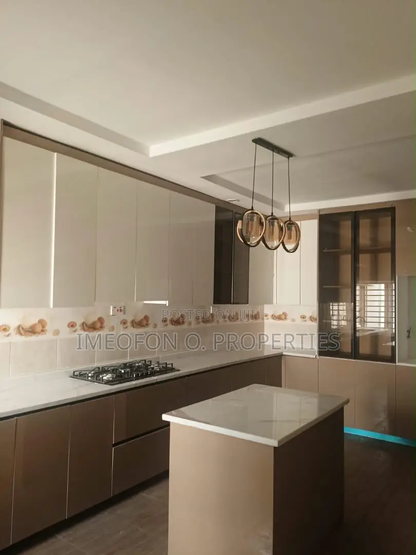 Furnished 5bdrm Duplex in In Estate, Kubwa for rent in Kubwa